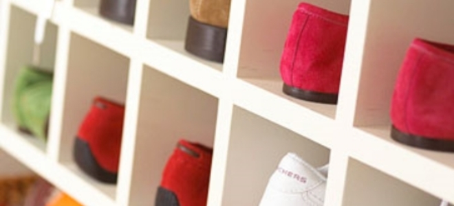 Cómo hacer un cubículo de zapatos para niños