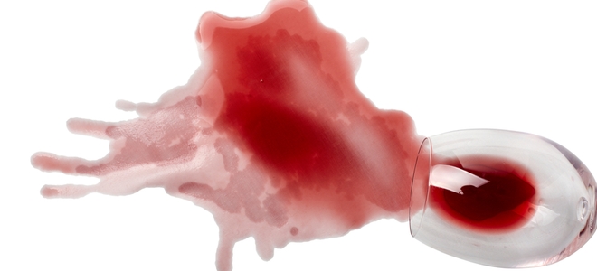 Cómo quitar las manchas de vino tinto de la seda