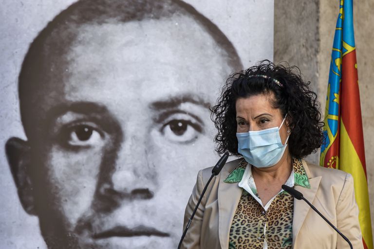 La nuera de MIguel Hernñandez, Lucía Izquierdo, durante el acto de homenaje de Valencia.