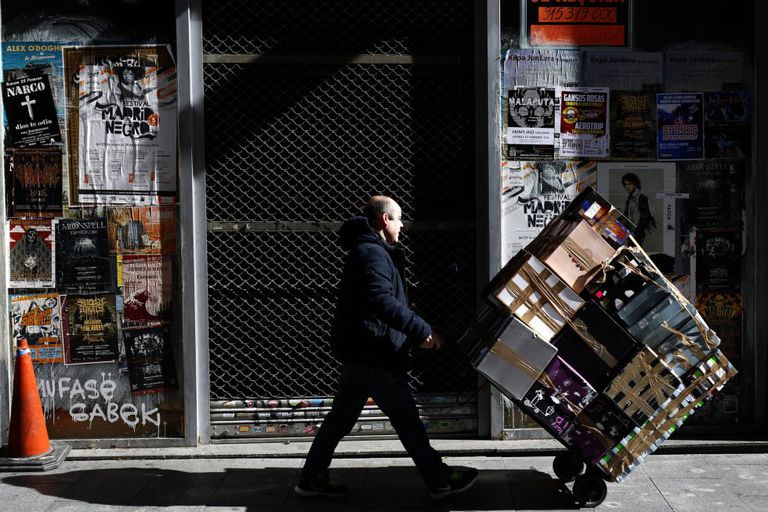 Un local cerrado en el barrio madrileño de Malasaña.