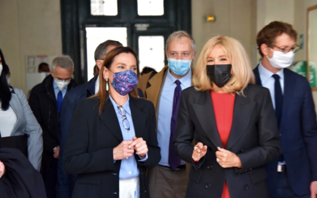 Gutiérrez Müller visita París e inagura exposición sobre los olmecas