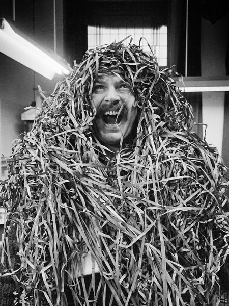 Karel Apel durante el desarrollo del proyecto 'Musique Barbare' (1963).