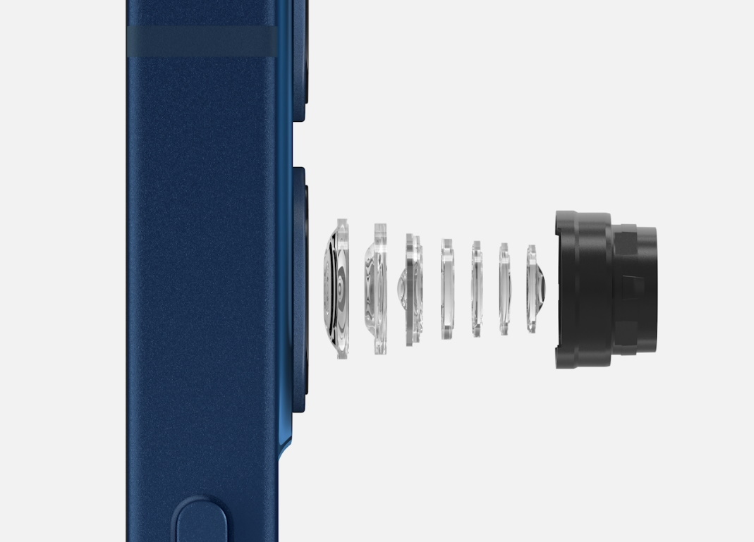 Una cámara de iPhone desmontada.