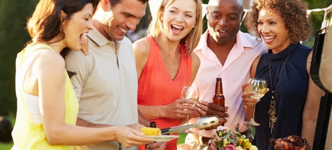 Mantenga a los invitados frescos en su fiesta de verano