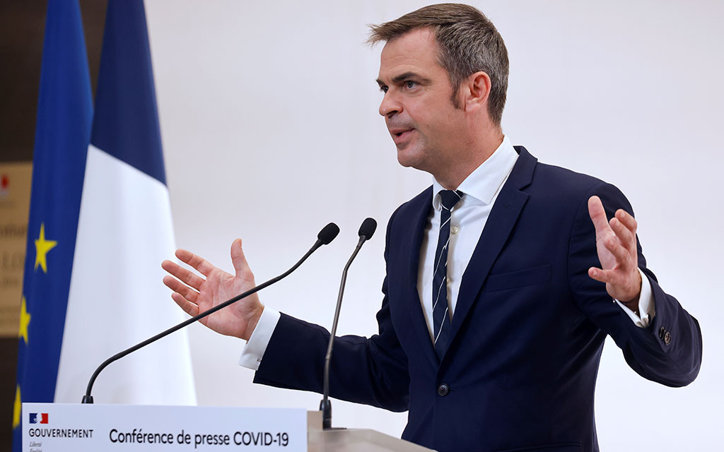 Registran casas de funcionarios franceses en investigación sobre gestión de pandemia