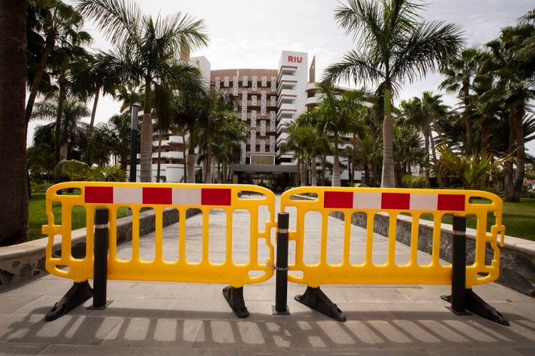 Una de las instalaciones turísticas de la cadena RIU en Gran Canaria, cerrada por la bajada del turismo.