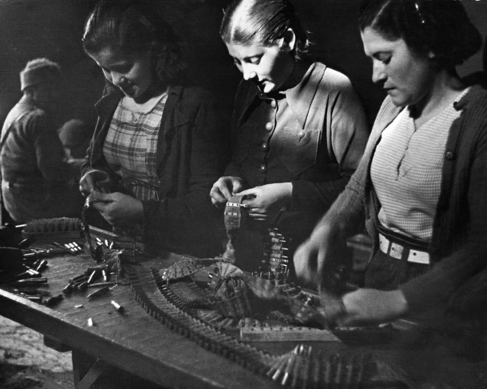 Robert Capa, imágenes y palabras a favor de una república