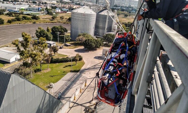 Sufre amputación de pierna, Pilgrim´s no cuenta con seguridad para trabajadores, obrero es rescatado al quedar atrapado en máquina