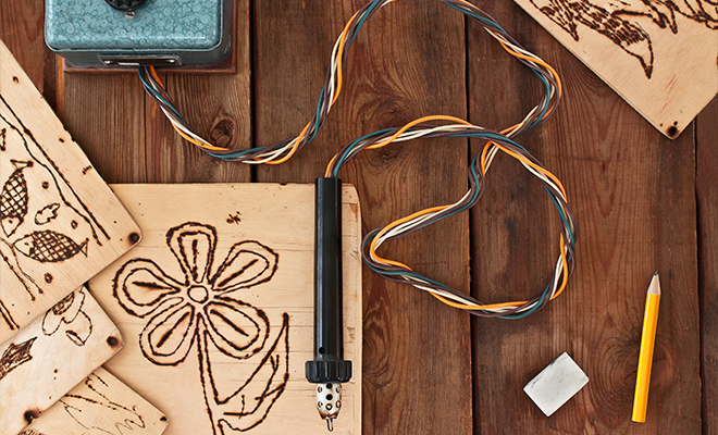 Diseños y herramientas para quemar madera