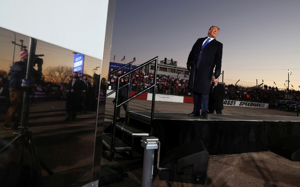 Una veintena de exfuncionarios republicanos votarán por Biden ya que Trump ‘amenaza el Estado de derecho’