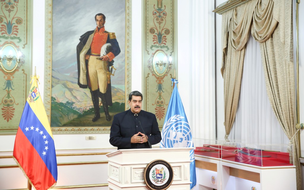 Venezuela: en diciembre o enero comenzarán a aplicar vacunas desarrolladas en Rusia y China