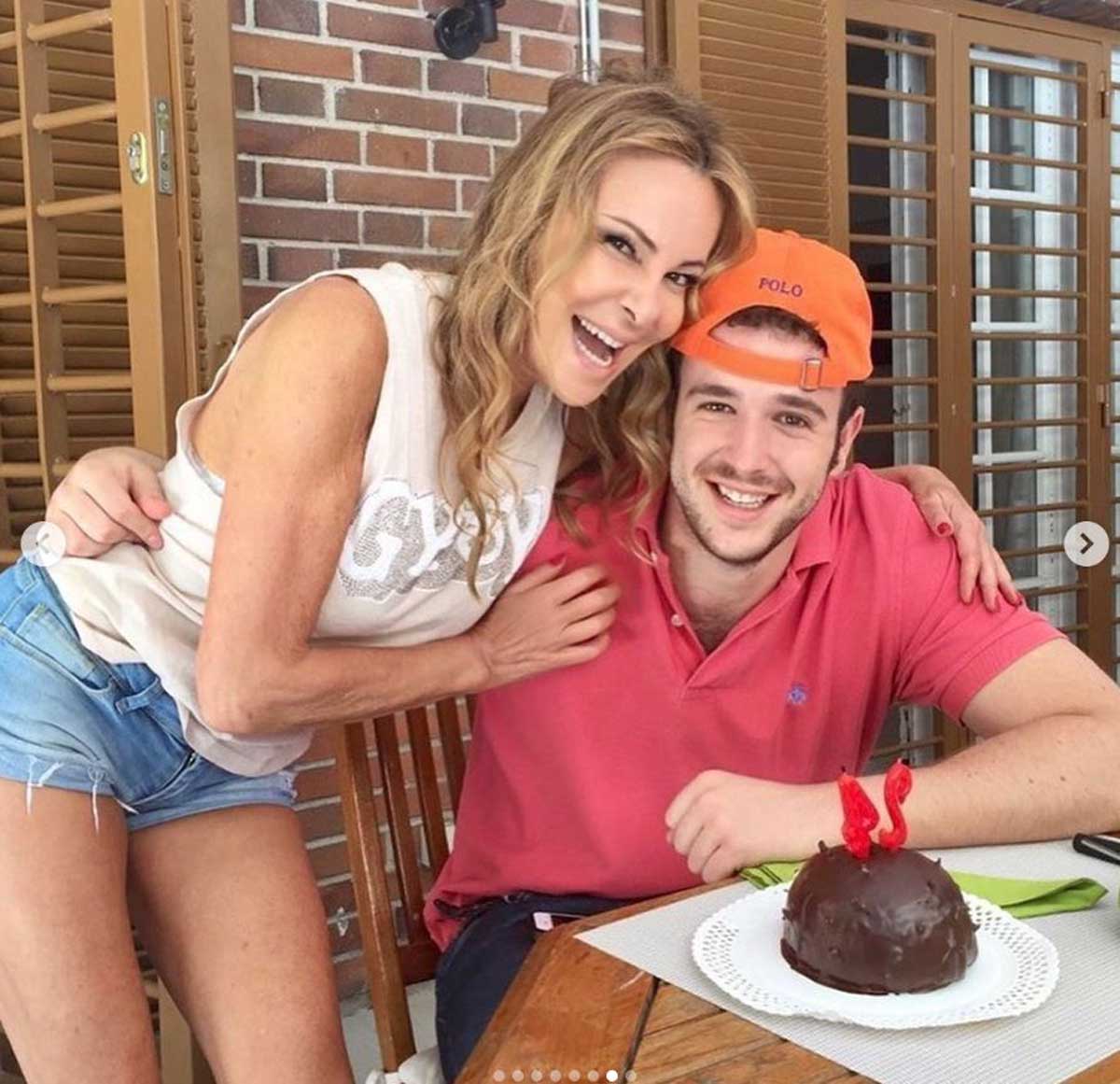"he perdido todo, mi único hijo" 2 Ana Obregón y Álex Lequio el día del 24 cumpleaños del joven / INSTAGRAM