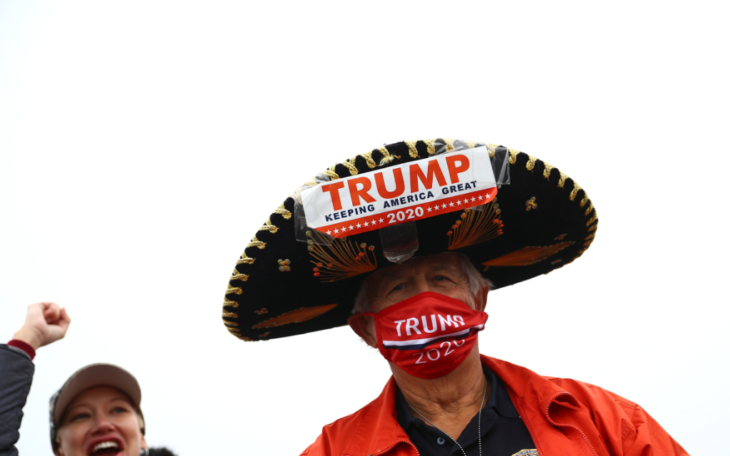 Trump recurrirá a un ‘ejército’ de 50 mil observadores para vigilar a los votantes