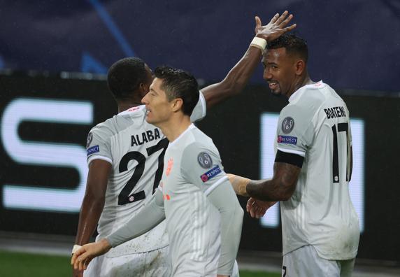 Jerome Boateng celebra el 2-3