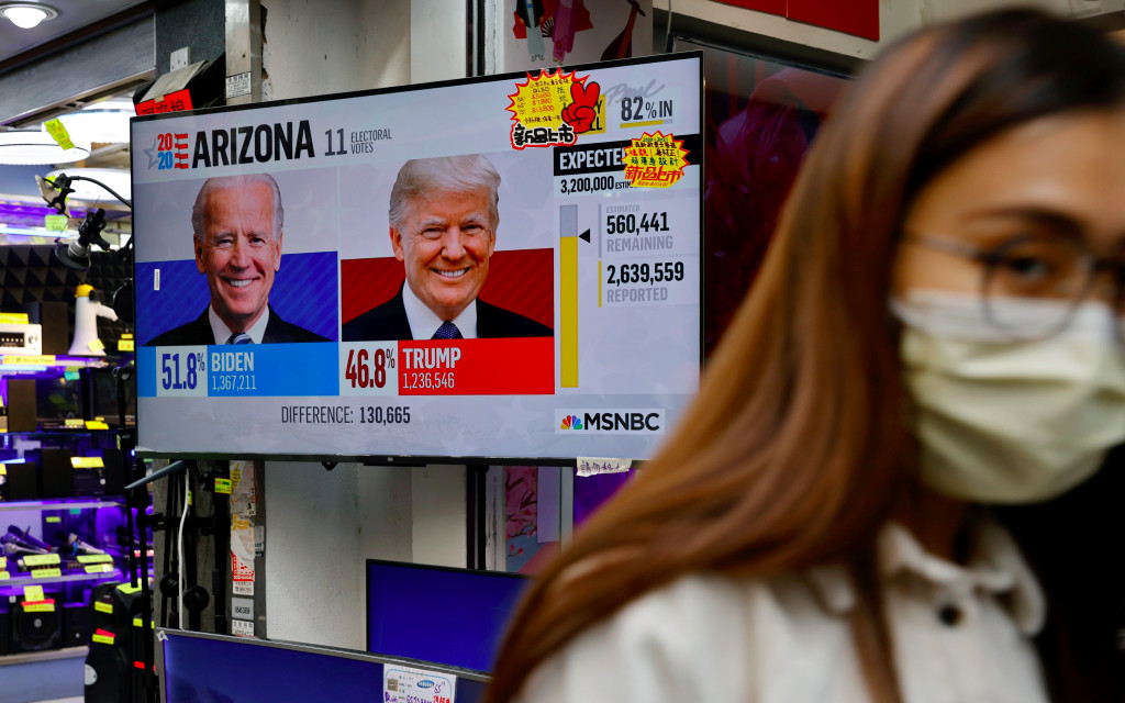 Mientras EU cuenta votos, el mundo contiene el aliento en espera de los resultados