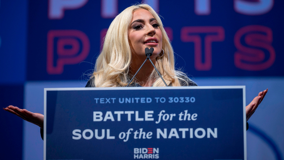 Artistas piden que se cuente cada voto en contra de los intentos de Trump