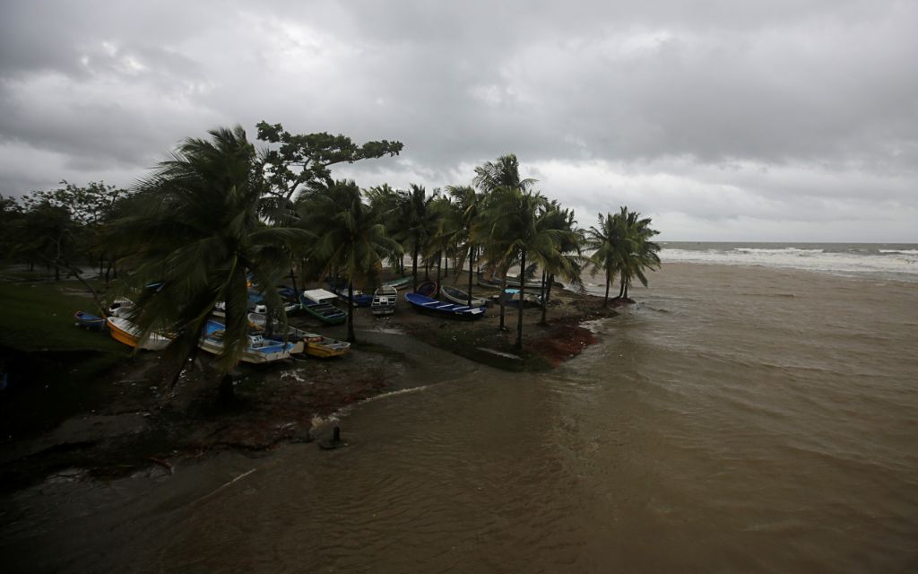 Eta deja al menos 17 muertos a su paso por Centroamérica