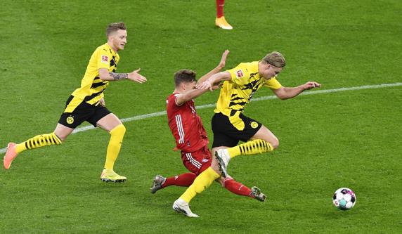 Kimmich se lesionó en una jugada en que le hizo una entrada a Haaland