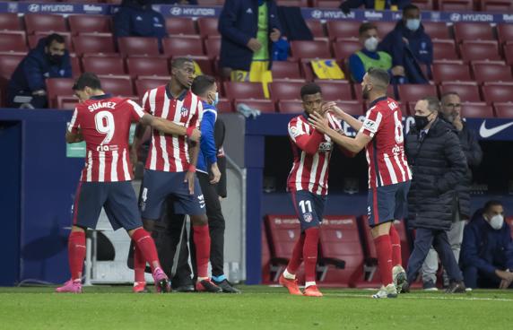 El instante de su debut con el Atleti.