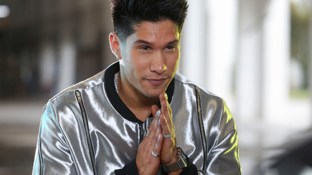 Chyno Miranda revela que estuvo hospitalizado tras quedar paralítico