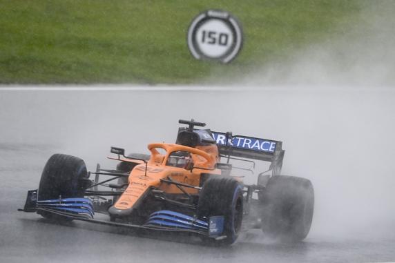 Sainz deberá remontar en una pista que resbalará muchísimo