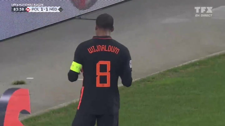 Depay y Wijnaldum tumban a Polonia pero no evitan la eliminación de Países Bajos (2-1) Depay y Wijnaldum tumban a Polonia pero no evitan la eliminación de Países Bajos (2-1)