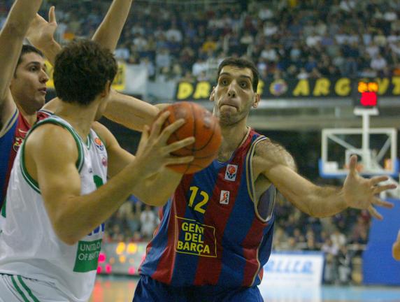 Roberto Dueñas fue, en 1997, el primer jugador del Barça en ser escogido en el draft de la NBA