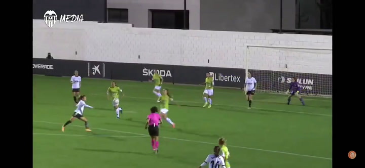 Un gol de Candela Andújar con el Valencia