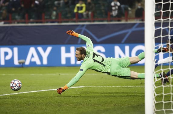 Jan Oblak durante el partido ante el Lokomotiv