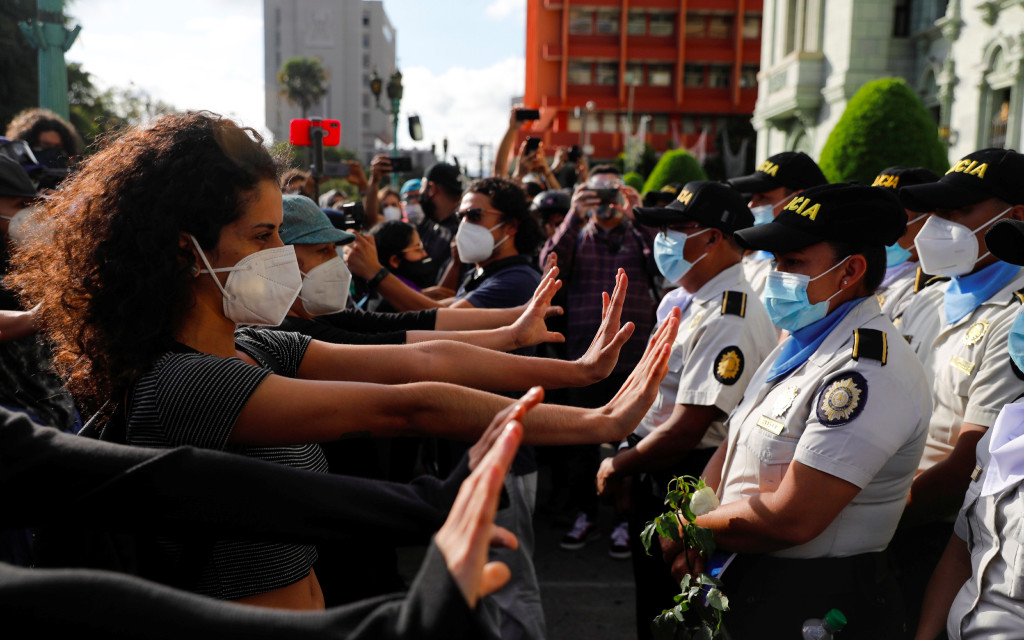 La cólera se apodera de las calles de Guatemala