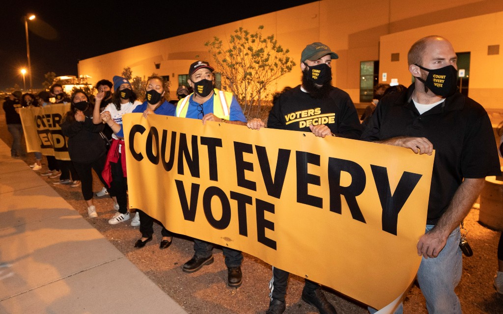 Campaña de Trump impugnaría votación en Nevada: Fox News