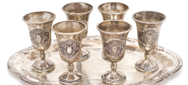 Cómo limpiar artículos plateados