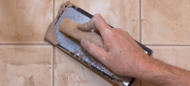 Cómo limpiar la bruma de lechada de la lechada de baldosas