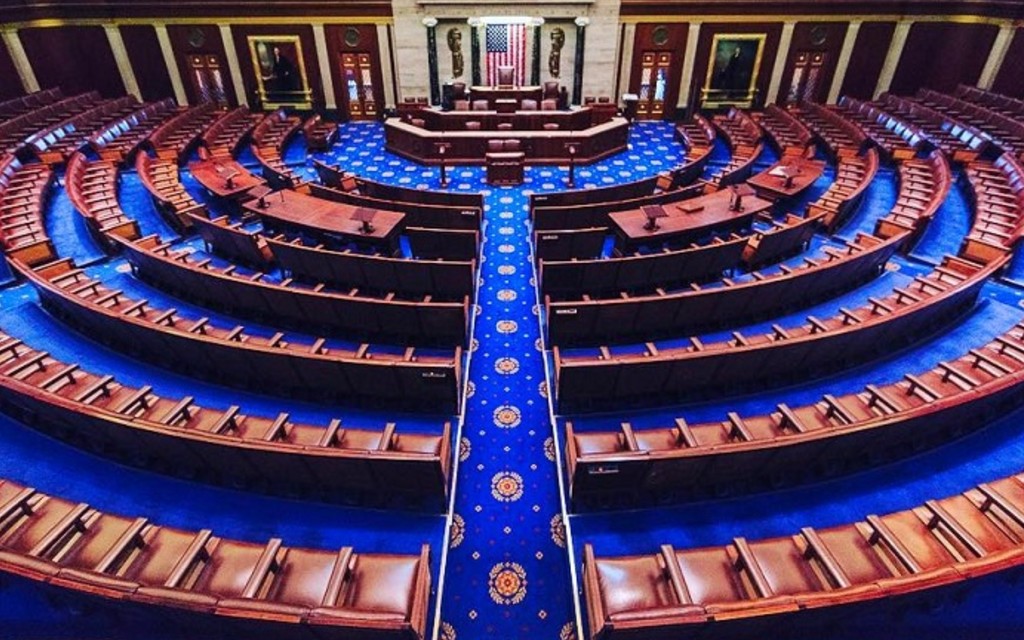 Demócratas retienen control de Cámara de Representantes de EU, proyectan ABC y Fox News