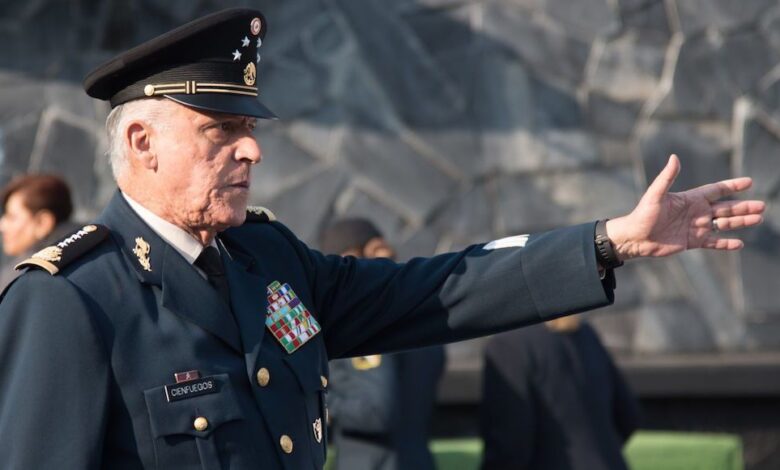 EU soltó a Cienfuegos a cambio de que México entregue a un líder narco, dice Agencia Reuters