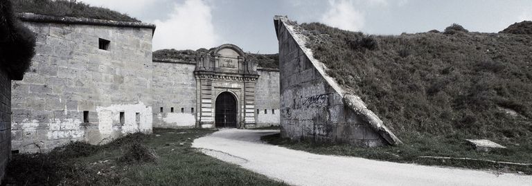 'Fuerte de San Cristóbal (Pamplona), 1936-1945', una de las imágenes del trabajo 'Cartografías silenciadas', de Ana Ortega.