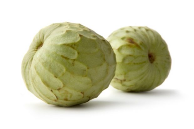 Estos son los motivos por los que debes comer chirimoya cada día