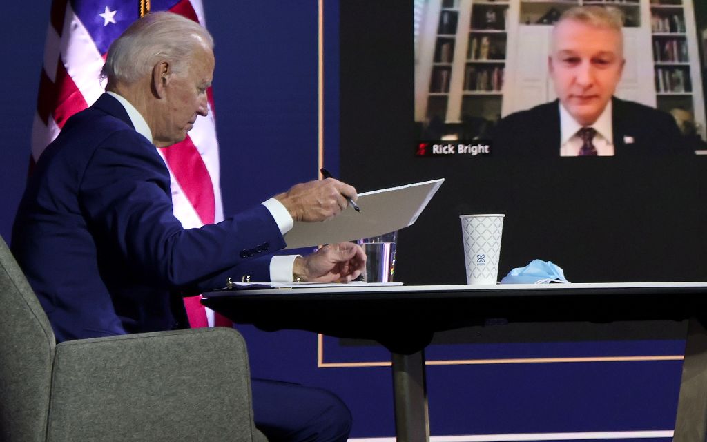 Falta de contacto oficial con gobierno de Trump, retrasa lucha contra Covid-19: consejero de Biden