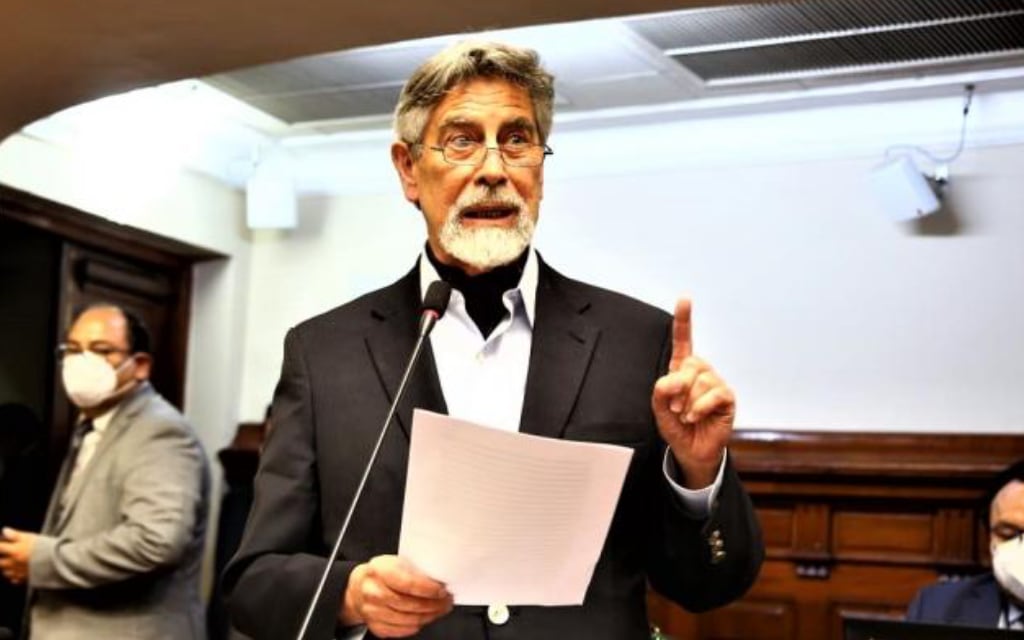 Francisco Sagasti es el nuevo presidente interino de Perú