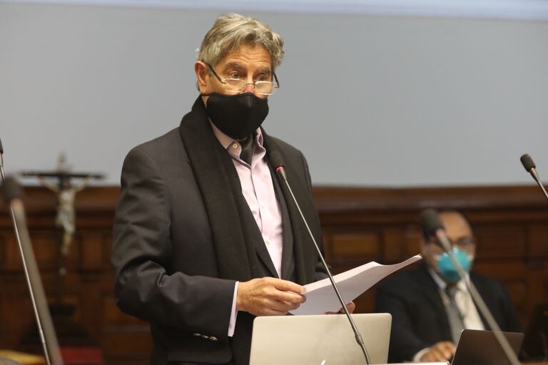 El nuevo presidente de Perú, Francisco Sagasti, en una sesión del Congreso de Perú el pasado 3 de agosto.