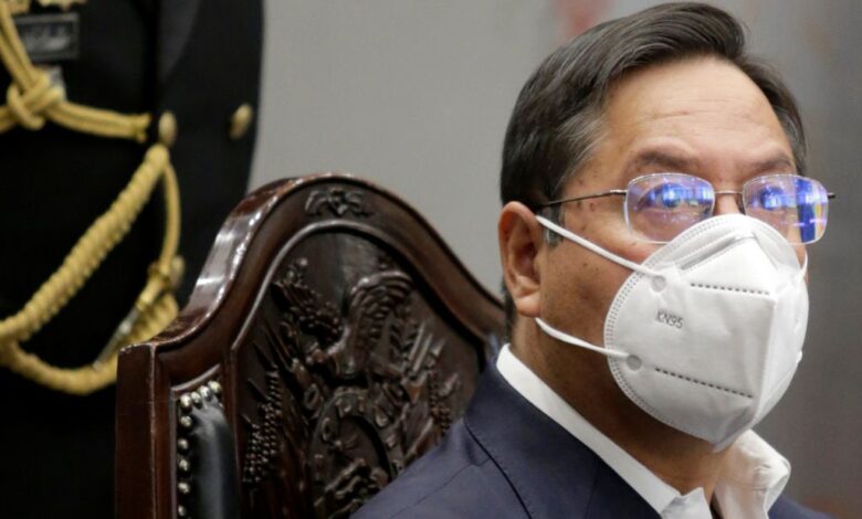 Gobierno de Bolivia promulga decreto para eliminar brecha salarial entre hombres y mujeres