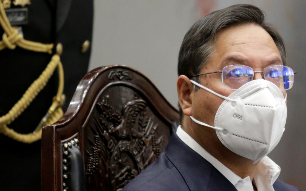 Gobierno de Bolivia promulga decreto para eliminar brecha salarial entre hombres y mujeres