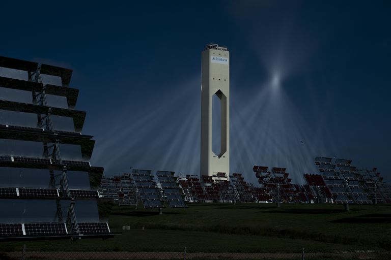 Planta solar de Atlantica Yield-Abengoa en la localidad sevillana de Sanlúcar la Mayor.