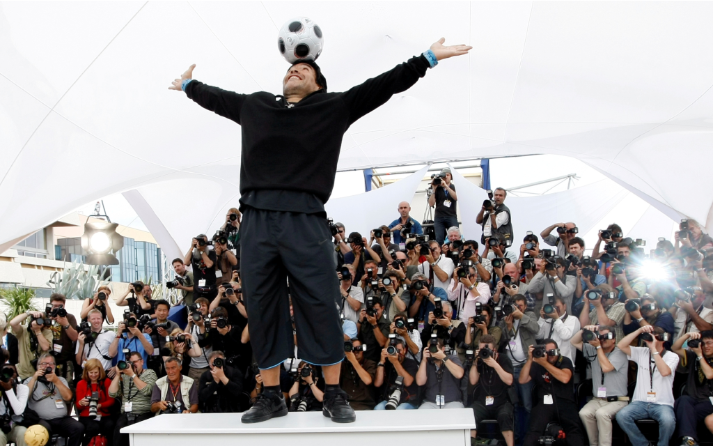 Papa Francisco recuerda con afecto a Maradona; Pelé: ‘espero podamos jugar juntos en el cielo’