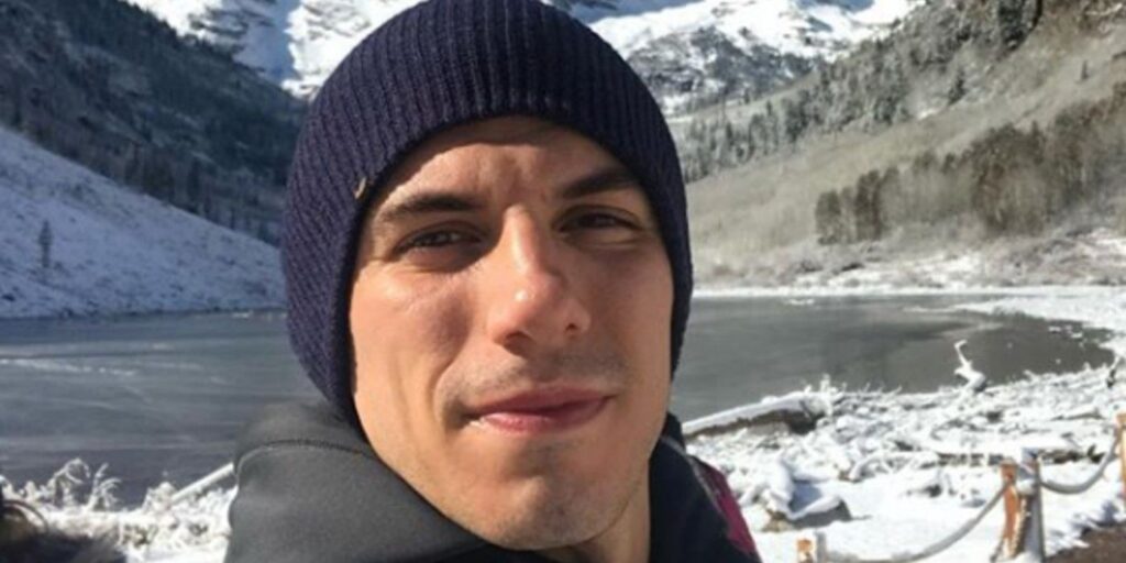 The Bachelorette: El concursante Peter Giannikopoulos tiene el coronavirus