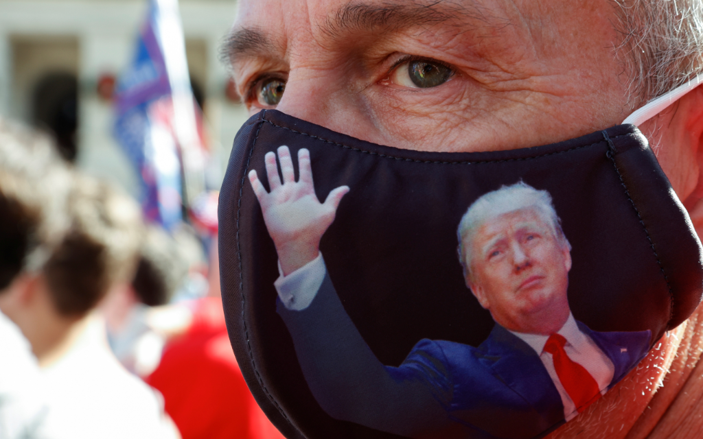 Trump da luz verde para iniciar transición al gobierno de Biden