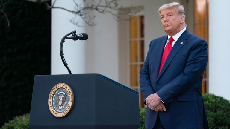 Trump, antes de ofrecer una comparecencia este viernes 13 de noviembre.