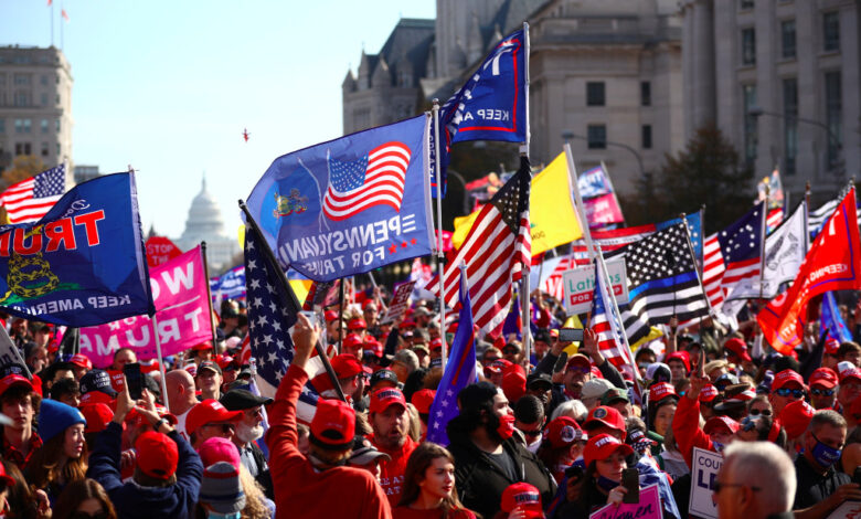 Trump se unió a sus partidarios en multitudinaria marcha en Washington | Videos