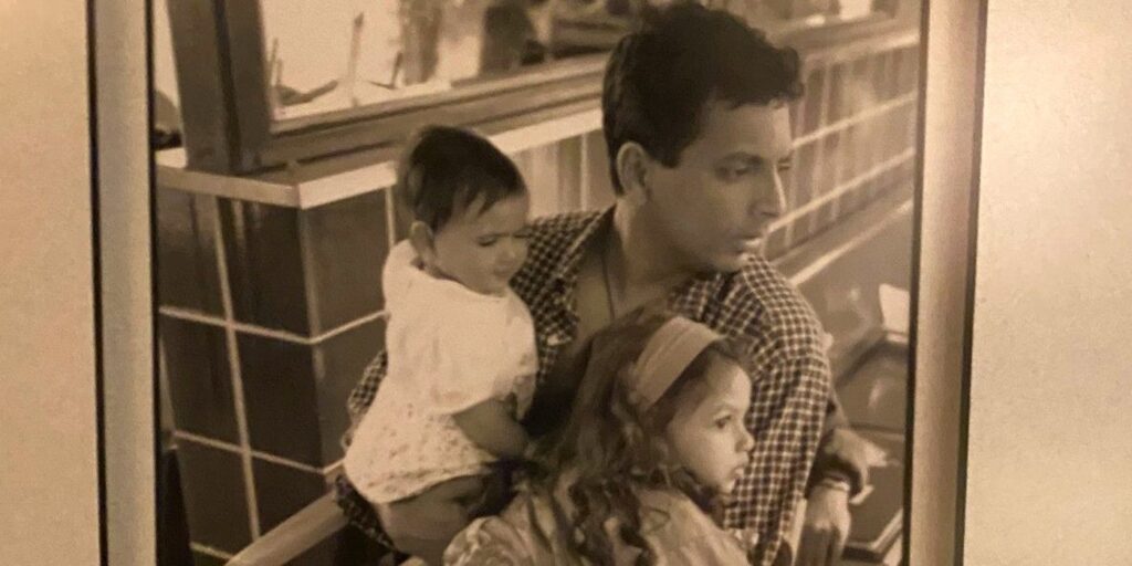 Unbreakable cumple 20 años, M. Night Shyamalan comparte una linda foto de retroceso