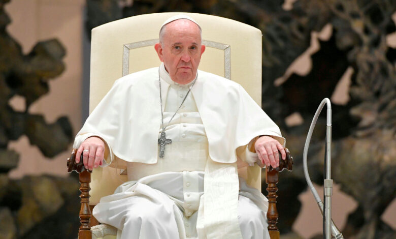Vaticano busca aclarar comentarios del Papa sobre unión civil entre homosexuales